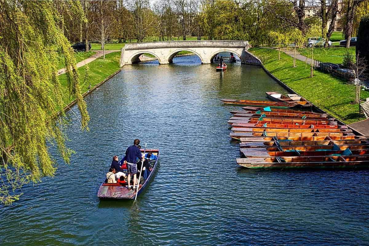 Punting on Cam River, Cambridge, England