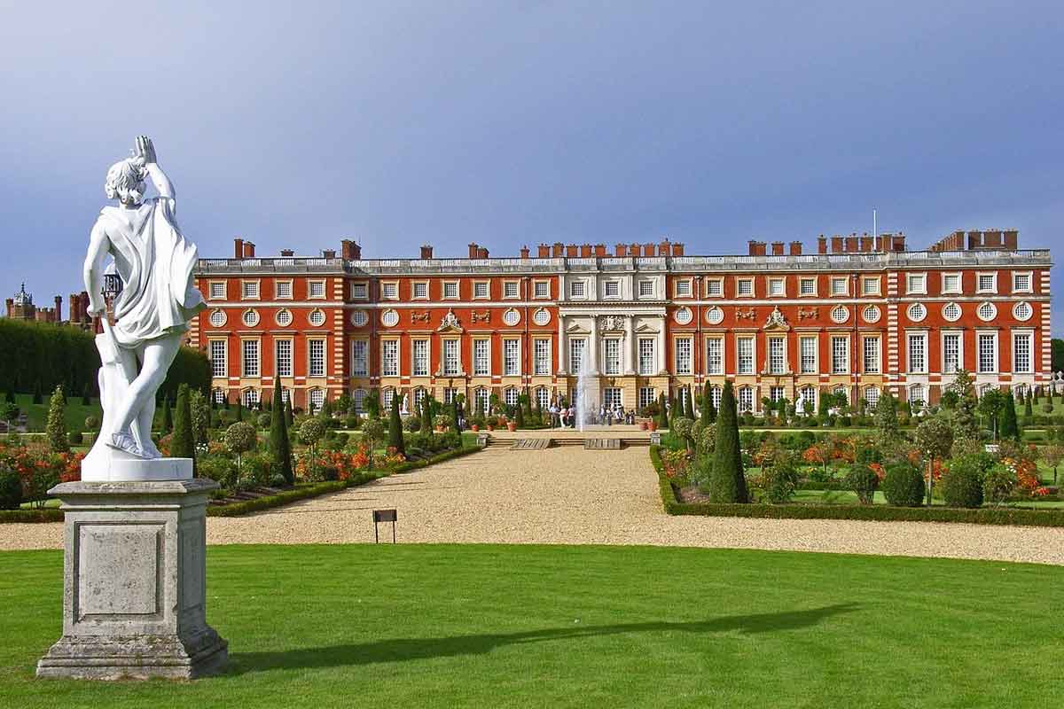 Hampton Court Palace