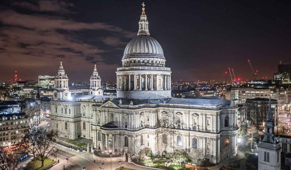St. Paul's Cathedral at nighttime, London