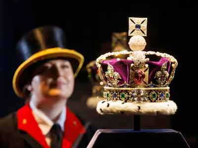 The Imperial State Crown, Crown Jewels at the Tower of London - Image courtesy of Royal Collection Trust / © His Majesty King Charles III 2023
