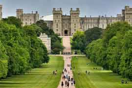 Windsor Castle Day Tour From London