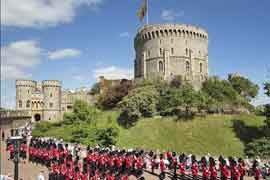 Windsor Castle Day Tour From London