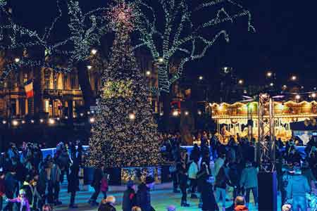 Ice skating, London in December, Christmas time