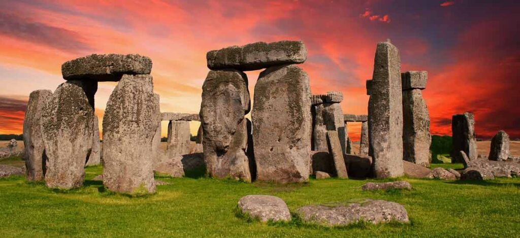 Getting from London to Stonehenge, England