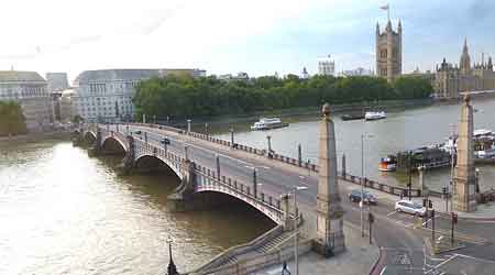 Lambeth Bridge, London - Image courtesy of Wikimedia Commons https://commons.wikimedia.org/wiki/File:London,_Lambeth_Bridge_-_geograph.org.uk_-_3675157.jpg