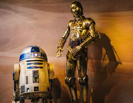 R2-D2 and 3-CPO, Star Wars Experience, Madame Tussauds London - Image courtesy of https://www.madametussauds.com/london/